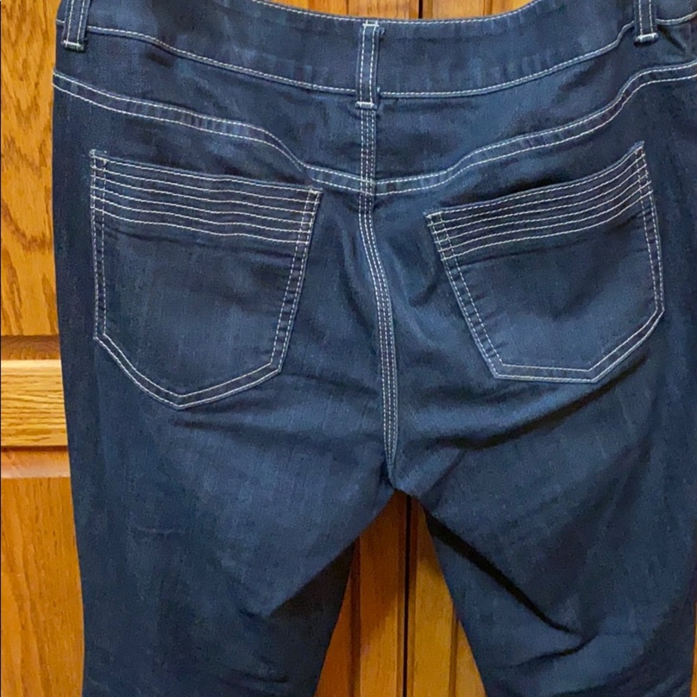 Jeans - Picture 3 of 3